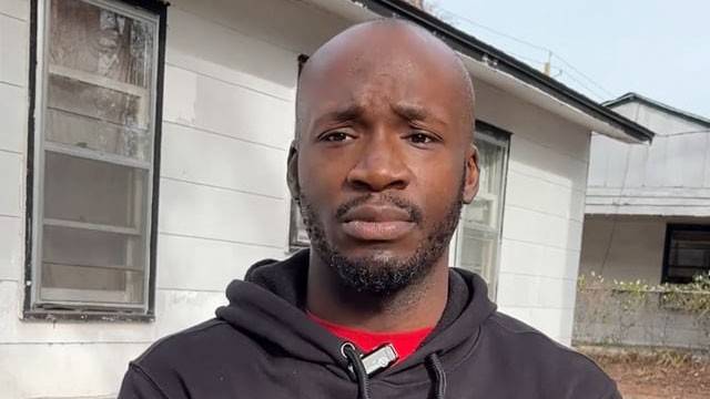 Dontarius Dye headshot.