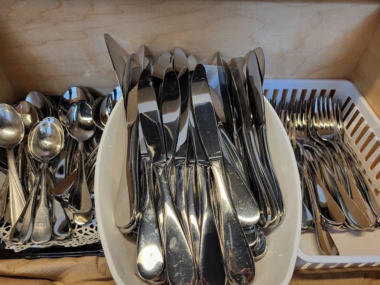 Metal cutlery