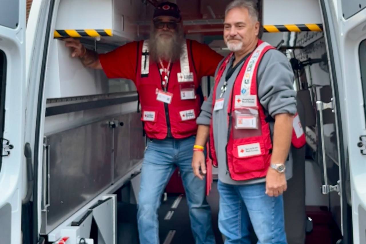 Dennis Bayne of Plum and Paul Stillitano of Avonmore
