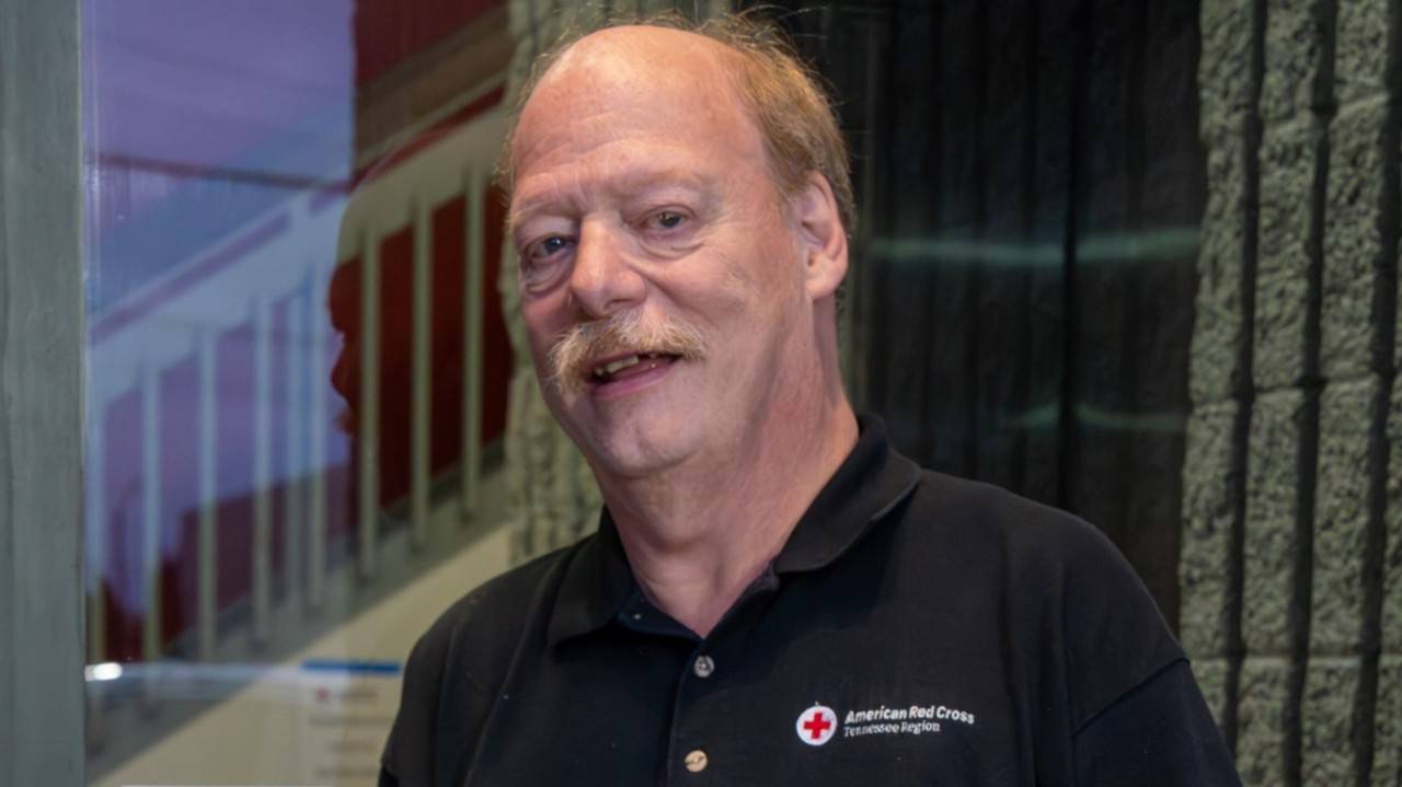 Volunteer Mike Bunch