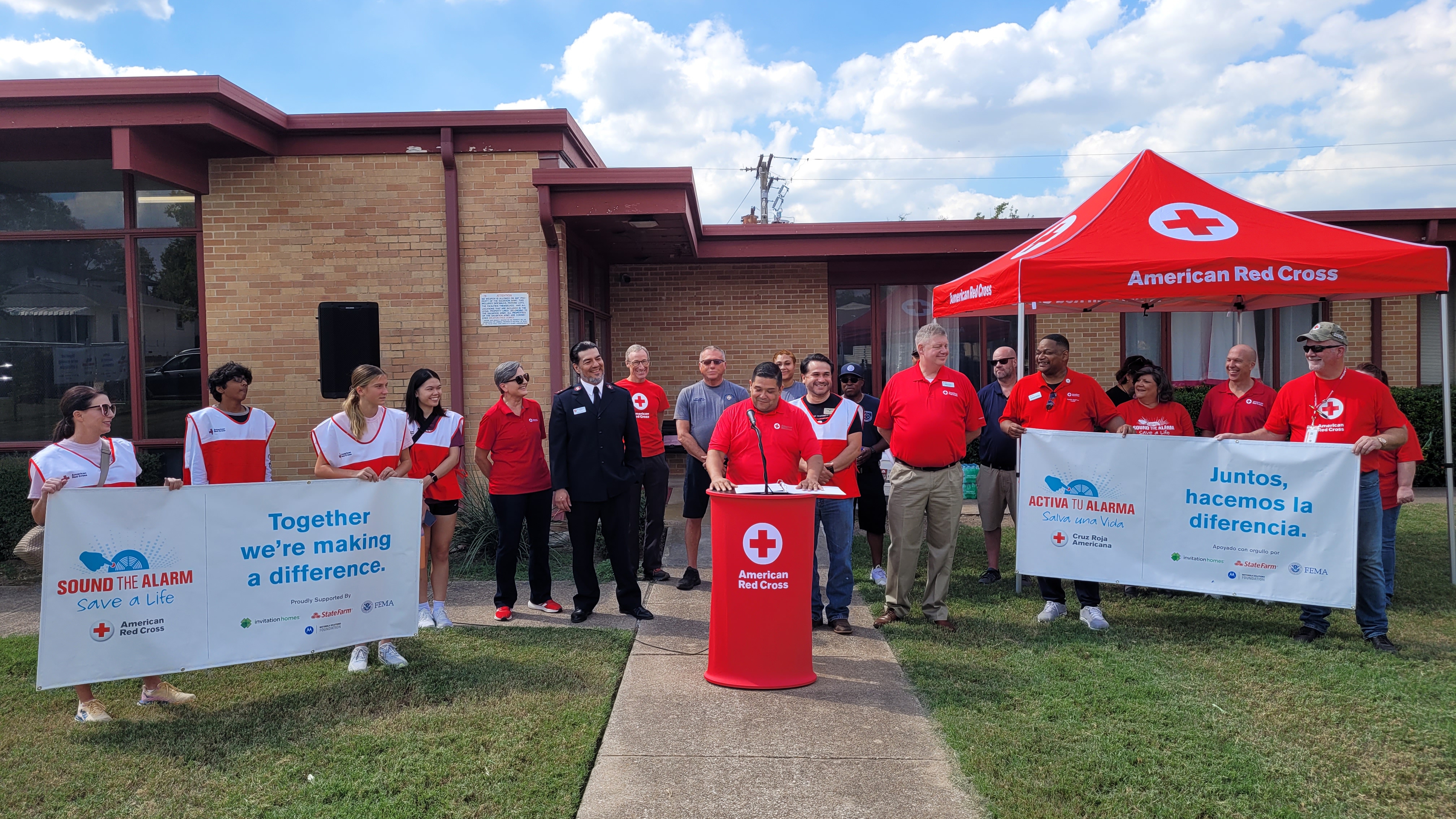 volunteers at sound the alarm event.