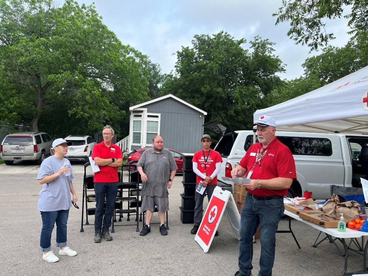 David Burke leads a team of volunteers to install smoke alarms in Fort Worth residents’ homes.