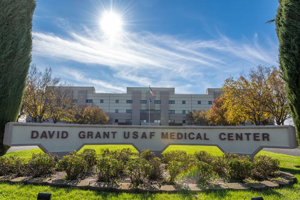 A front view of David Grant USAF Medical Center at Travis Air Force Base.