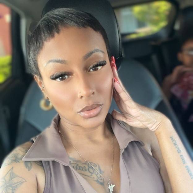 Jenielle Tulloch feeling herself and thriving