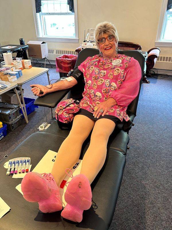 bob bolyard donating blood