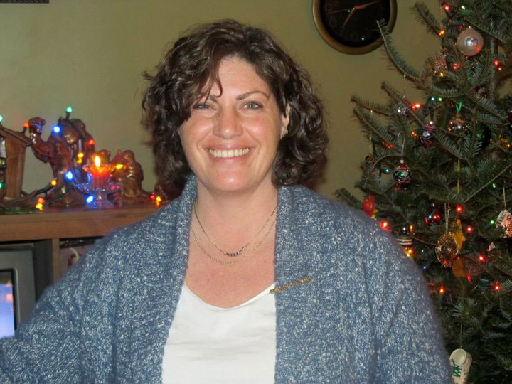 Dawn Carlson headshot.