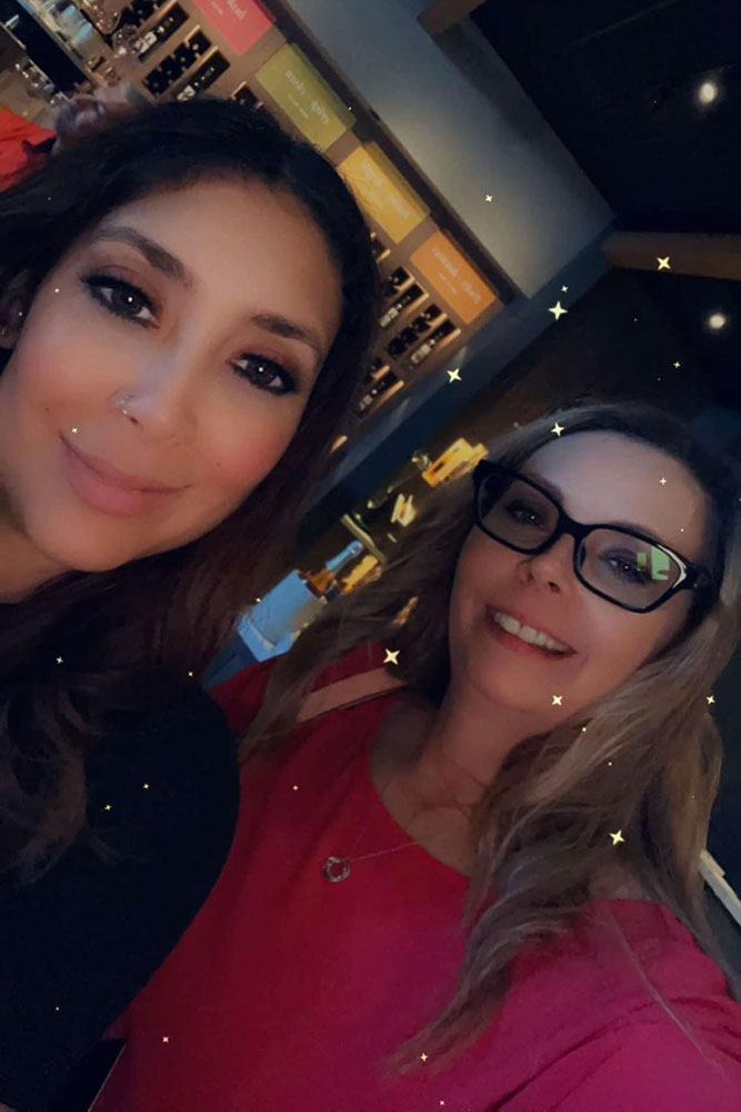 Jennifer Barth and her daughter Ganessa Ney selfie.