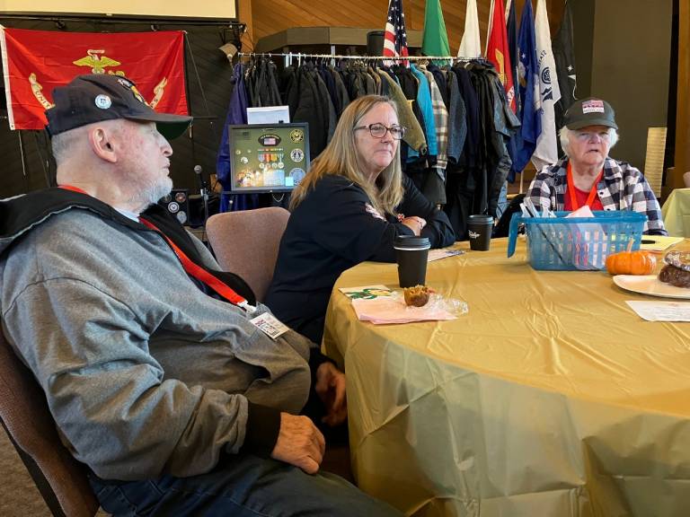 Keely Reinhard visits with Veterans at the Lynnwood Heroes Cafe, November 2023.