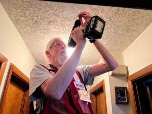 terry nefcy installing smoke alarm