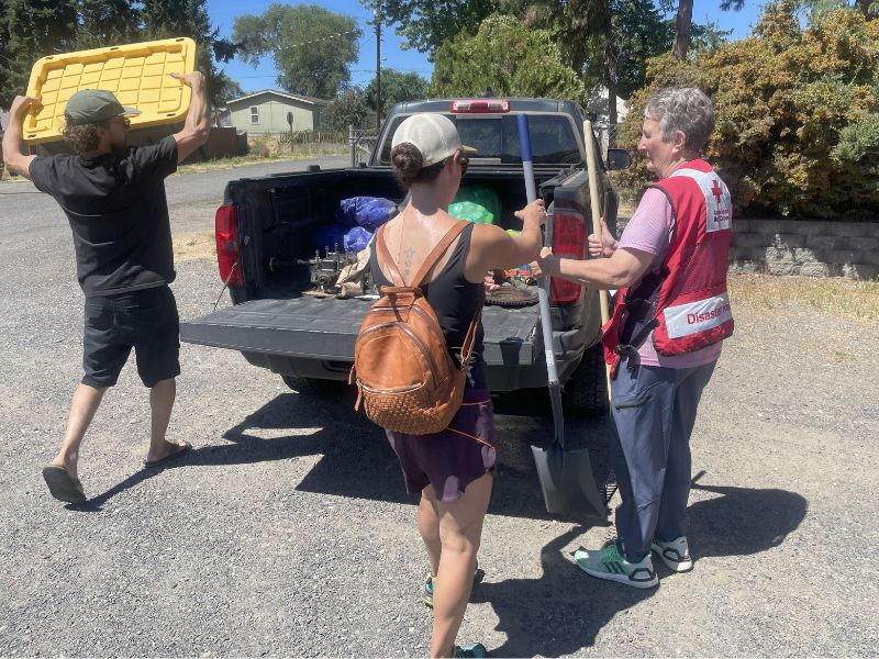 volunters packing supplies