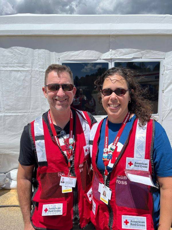 HHM yarisa red cross story photos - yarisas-red-cross-story-2 yarissa  and husband volunteering.