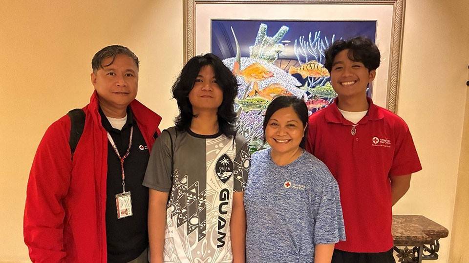 Ellery Paz, son Narciso, wife Genelyn, and son Nathan group pic.