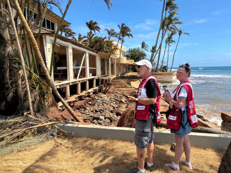 red crossers have at scene of damage after hurricane