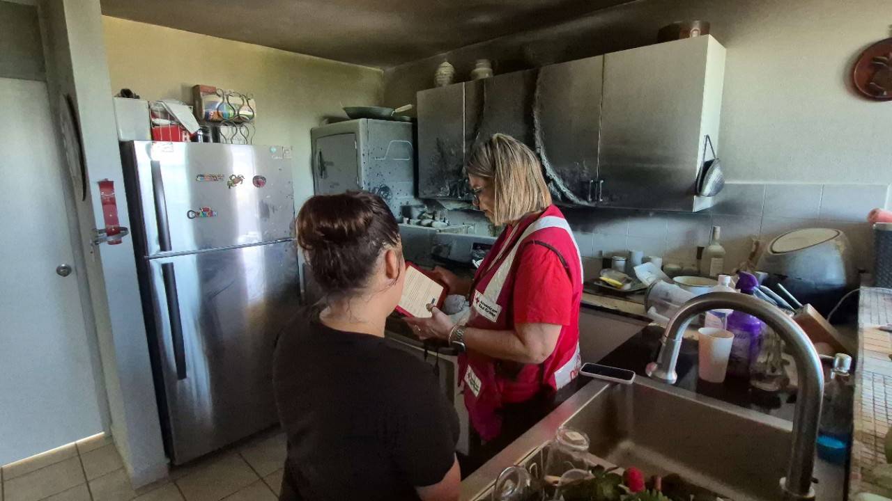 Helen Rodríguez es voluntaria del área de Servicios en Desastres. 