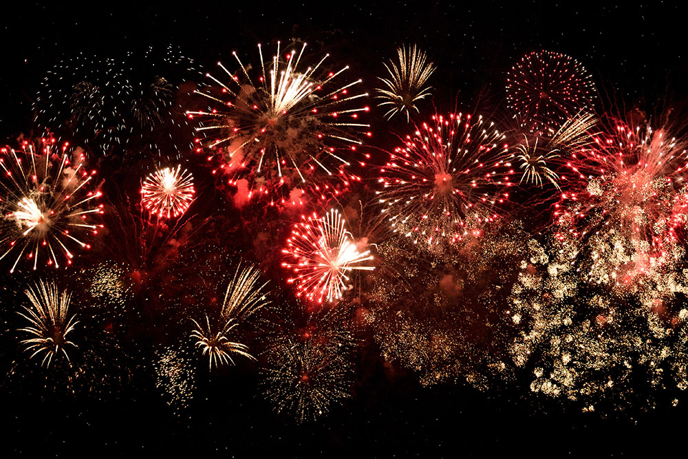 fuegos artificiales explosivos