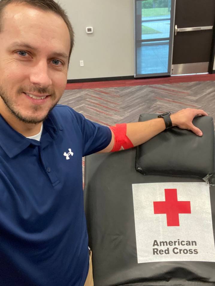 Law Enforcement Officer whose life was saved by blood donations inspires others to give