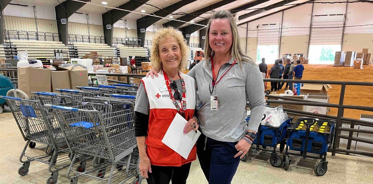 Volunteers Michelle and Brandy.