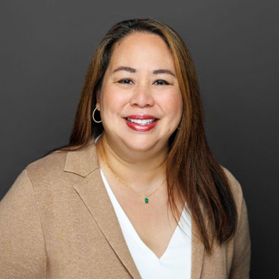 Stephanie Valadez headshot.