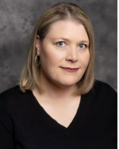 tara hoekstra headshot
