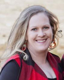 Laura Everhart headshot.