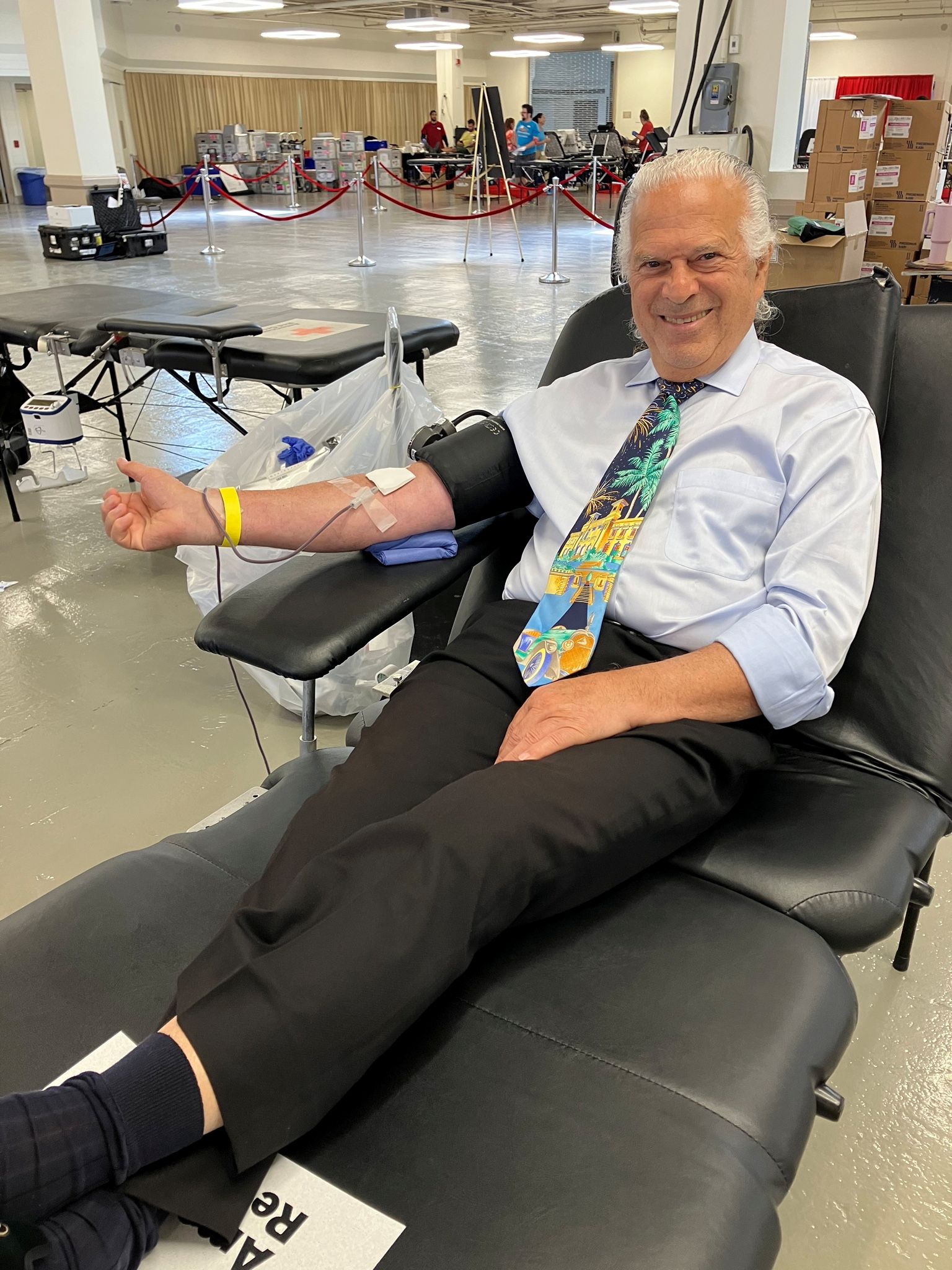 stephen singer donating blood