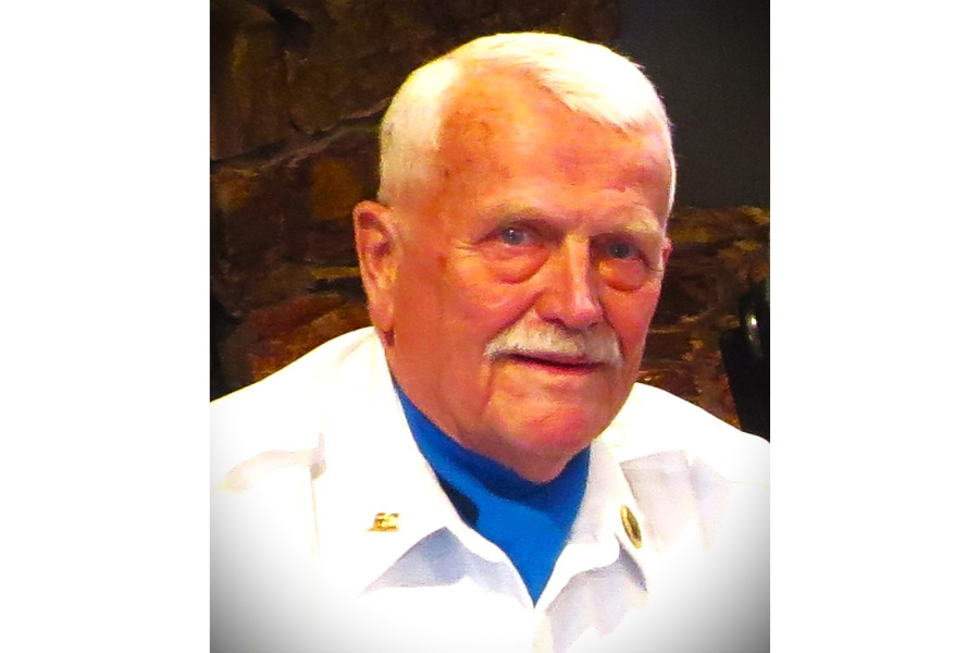 Headshot of Ken Dale