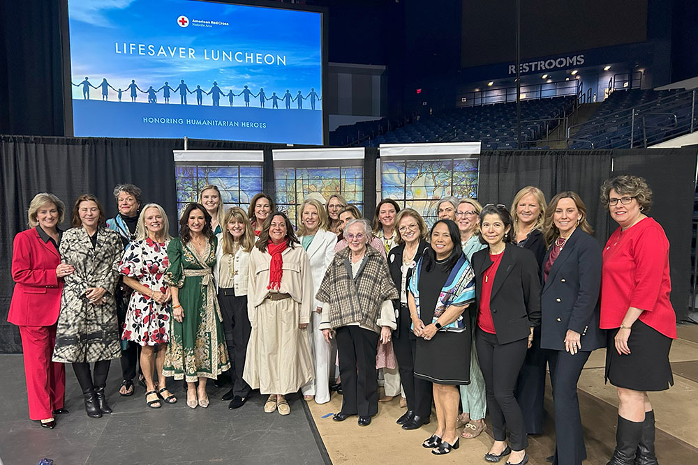 group pic of tiffany circle members at the lifesaver luncheon event.