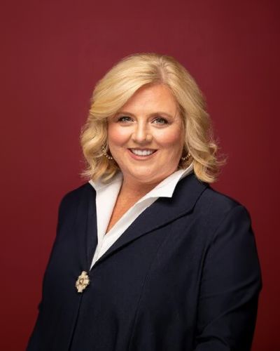 april potter headshot