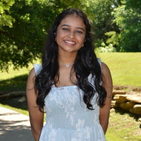 Headshot of Ishani