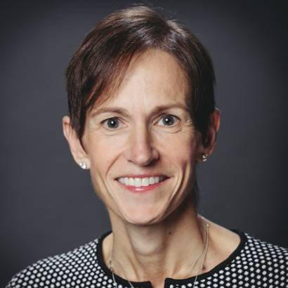 Dorothy Alpert, serves on the National Council at the Tiffany Circle.