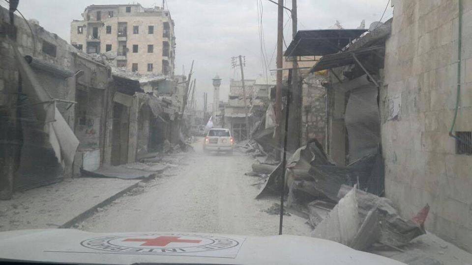 Aleppo: Red Cross Teams Help Evacuate Wounded, Civilians