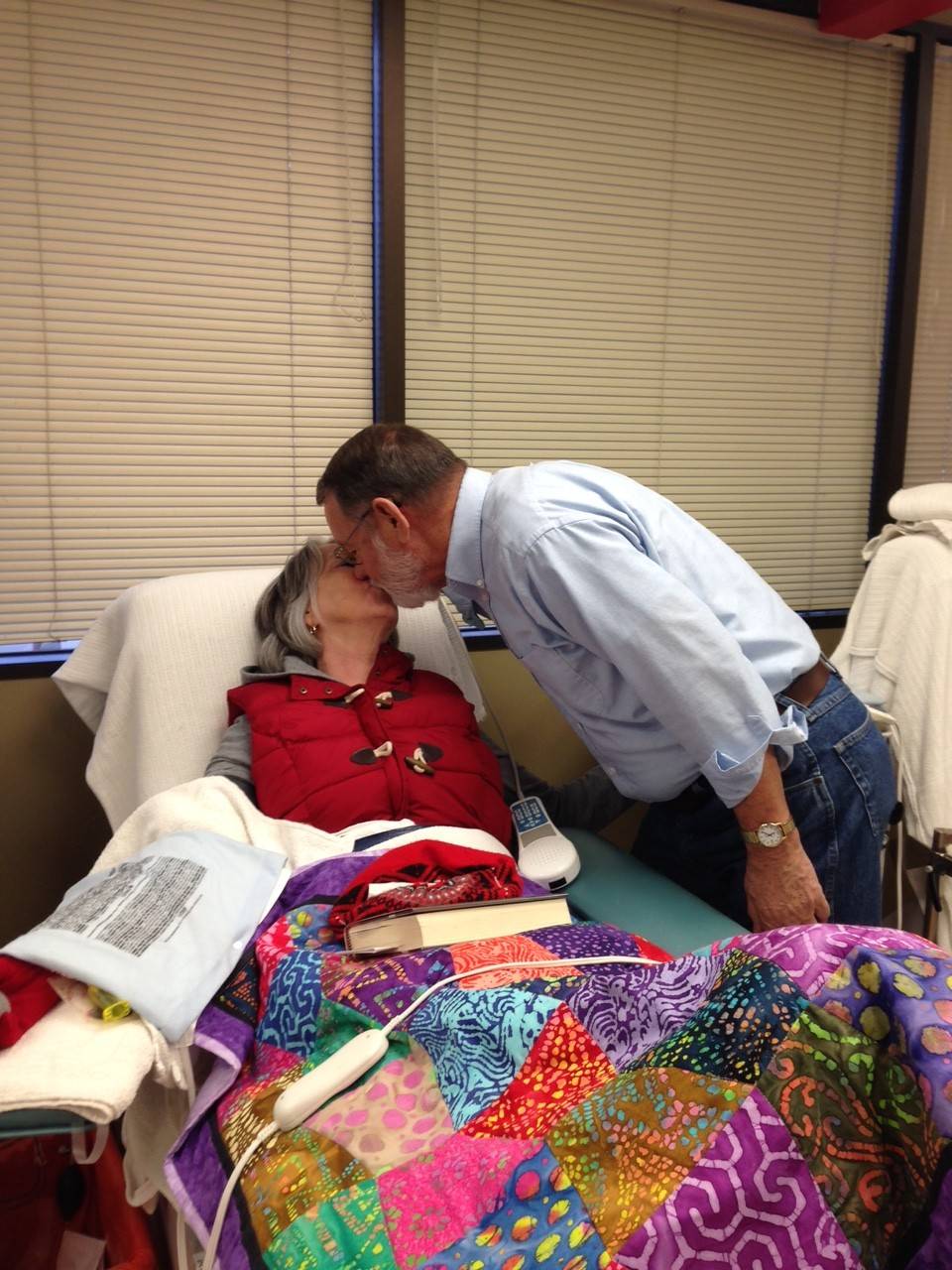 Longtime Red Cross blood and platelet donors Jim and Linda Parker. Photo Credit: Norma Dixon/American Red Cross